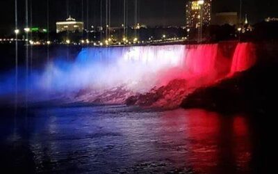 LAS CATARATAS DEL NIÁGARA TAMBIEN CELEBRAN LA INDEPENDENCIA DE COSTA RICA